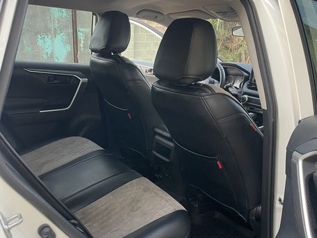 Toyota RAV4, 2019 — фото 10