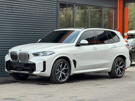 BMW X5, 2026 — photo 1