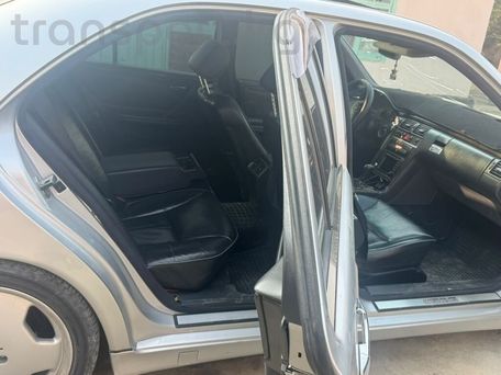 Mercedes-Benz E-Class, 2000 — photo 7
