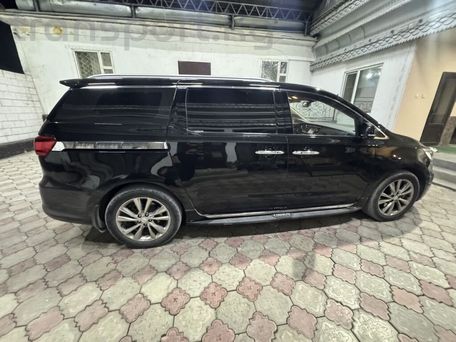 Kia Carnival, 2019 — photo 4