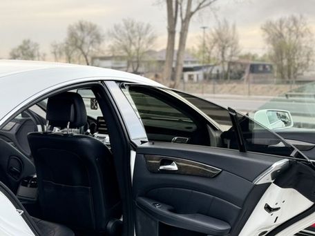 Mercedes-Benz CLS, 2011 — photo 7