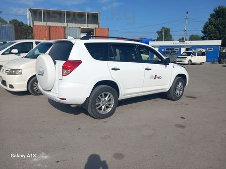 Toyota RAV4, 2003 — сүрөт 3