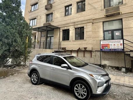 Toyota RAV4, 2018 — фото 1