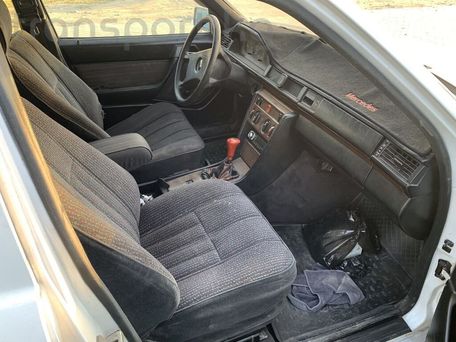 Mercedes-Benz W124, 1989 — 照片 3