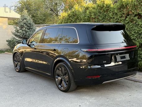Li Auto (Lixiang) L9, 2025 — 照片 9