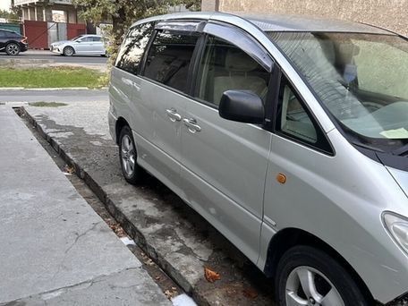 Toyota Estima, 2002 — 照片 2