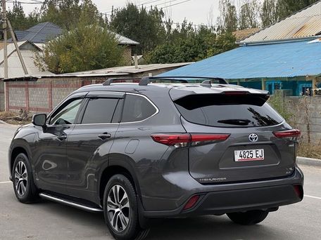 Toyota Highlander, 2022 — сүрөт 9