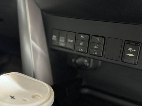 Toyota RAV4, 2018 — 照片 5