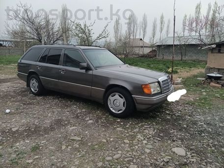 Mercedes-Benz W124, 1990 — 照片 2