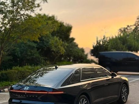 Hyundai Grandeur, 2023 — photo 6
