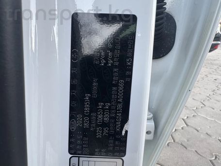 Kia K5, 2020 — photo 10
