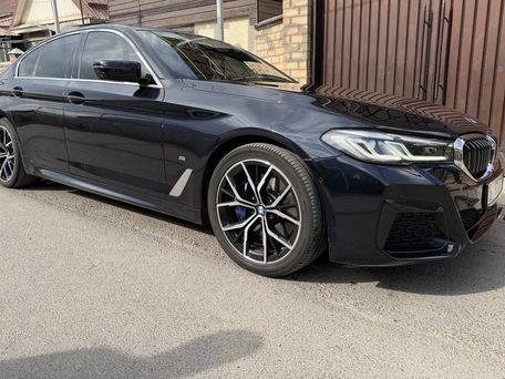 BMW 5 серии, 2016