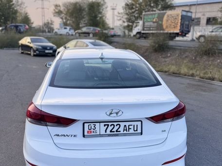 Hyundai Avante, 2018 — photo 3