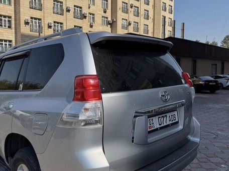 Toyota Land Cruiser Prado, 2011 — photo 4