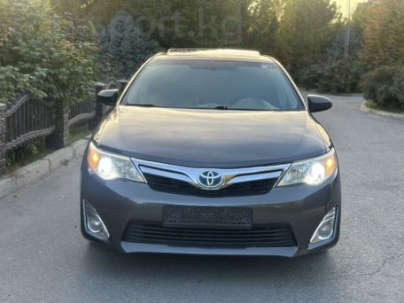 Toyota Camry, 2012 — 照片 2
