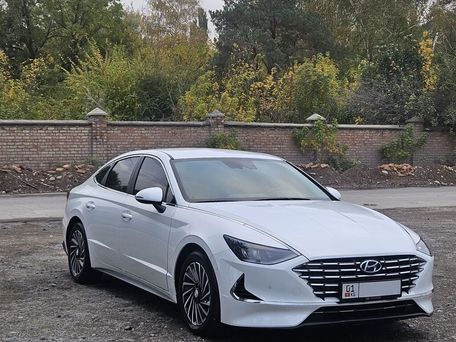 Hyundai Sonata, 2022 — фото 1