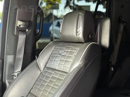 Cadillac Escalade-V, 2022 — сүрөт 11