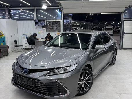 Toyota Camry, 2021 — 照片 2
