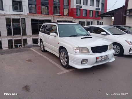 Subaru Forester, 2000 — 照片 1