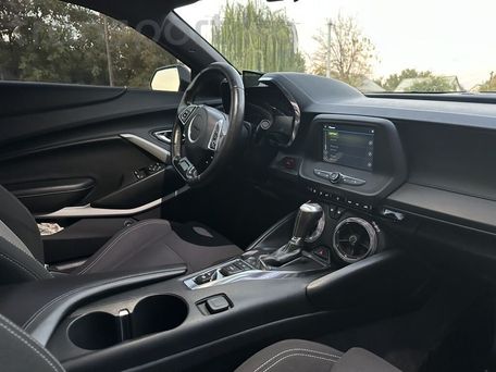 Chevrolet Camaro, 2019 — сүрөт 8