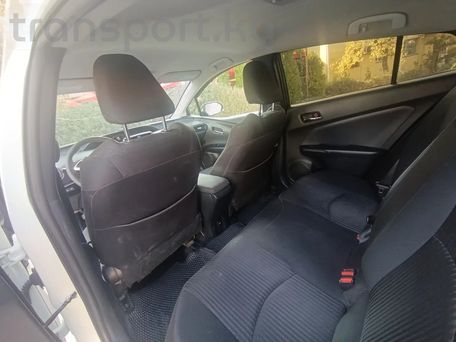 Toyota Prius, 2018 — фото 10