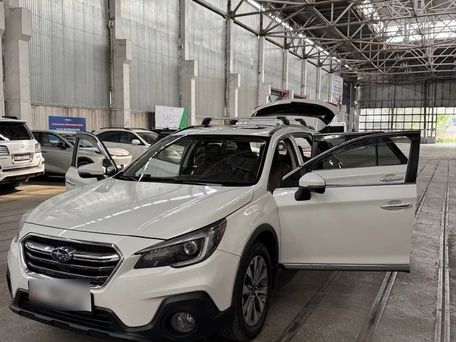 Subaru Outback, 2017 — фото 9
