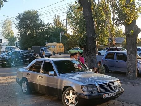 Mercedes-Benz E-Класс, 1995