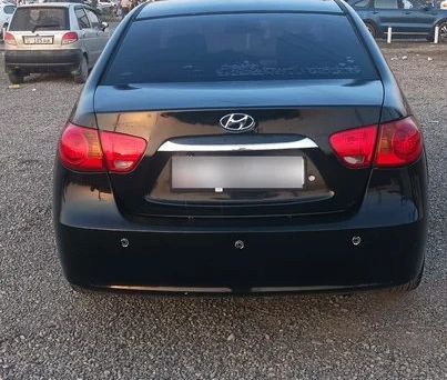 Hyundai Elantra, 2010 — 照片 8