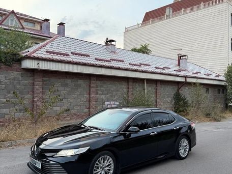 Toyota Camry, 2018