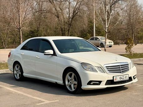 Mercedes-Benz E-Класс, 2011 — фото 2