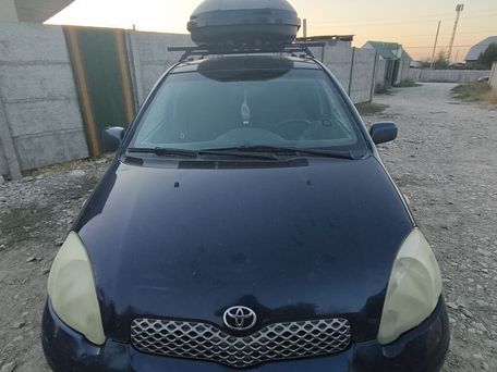Toyota Yaris, 2003