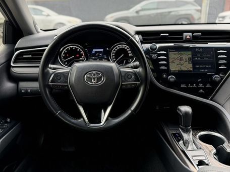 Toyota Camry, 2018 — photo 8