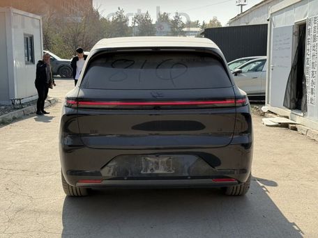 Li Auto (Lixiang) L6, 2024 — 照片 12