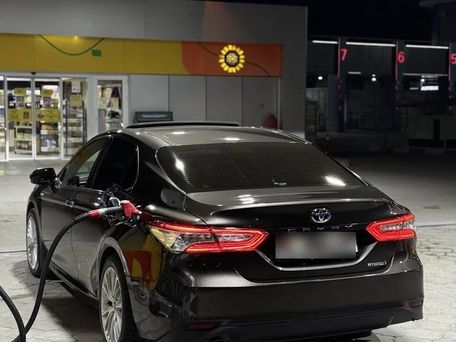 Toyota Camry, 2018 — 照片 5