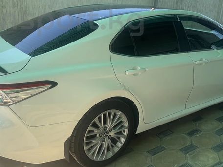 Toyota Camry, 2018 — фото 5