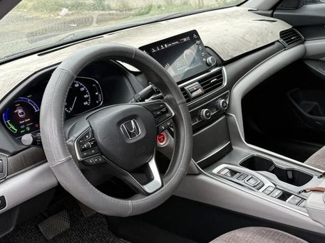 Honda Accord, 2018 — photo 9