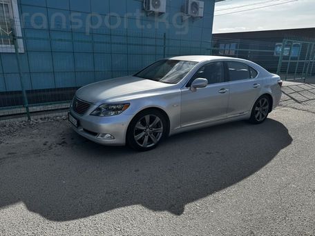 Lexus LS, 2008 — 照片 2