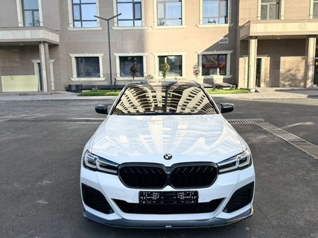BMW 5 серии, 2022 — photo 2