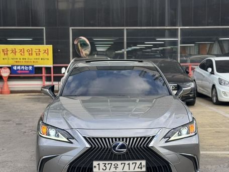Lexus ES, 2020 — 照片 2