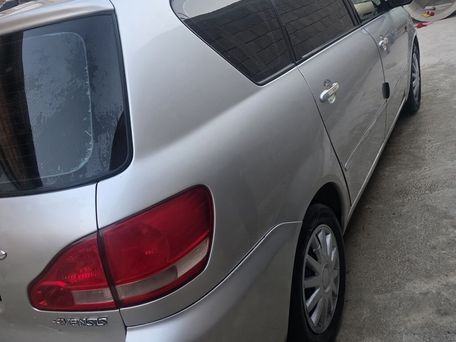 Toyota Avensis Verso, 2002 — 照片 6