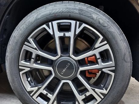 Lynk & Co 900, 2025 — 照片 12