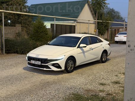 Hyundai Avante, 2026 — 照片 2
