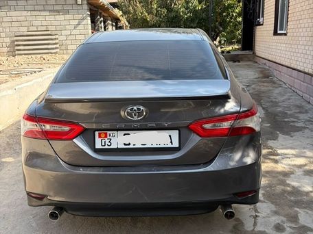 Toyota Camry, 2018 — 照片 3