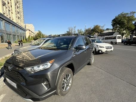 Toyota RAV4, 2019 — 照片 2