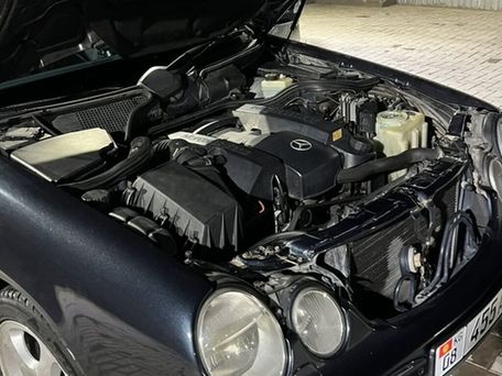 Mercedes-Benz E-Class, 2000 — photo 4