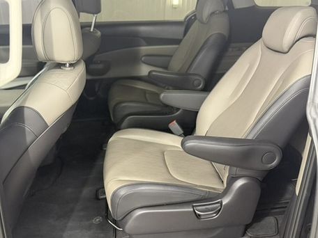 Kia Carnival, 2025 — photo 6