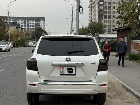 Toyota Highlander, 2012 — photo 4