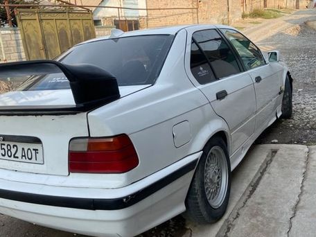 BMW 3 серии, 1992 — сүрөт 10