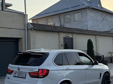 BMW X5, 2017 — 照片 1