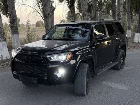 Toyota 4Runner, 2018 — фото 1